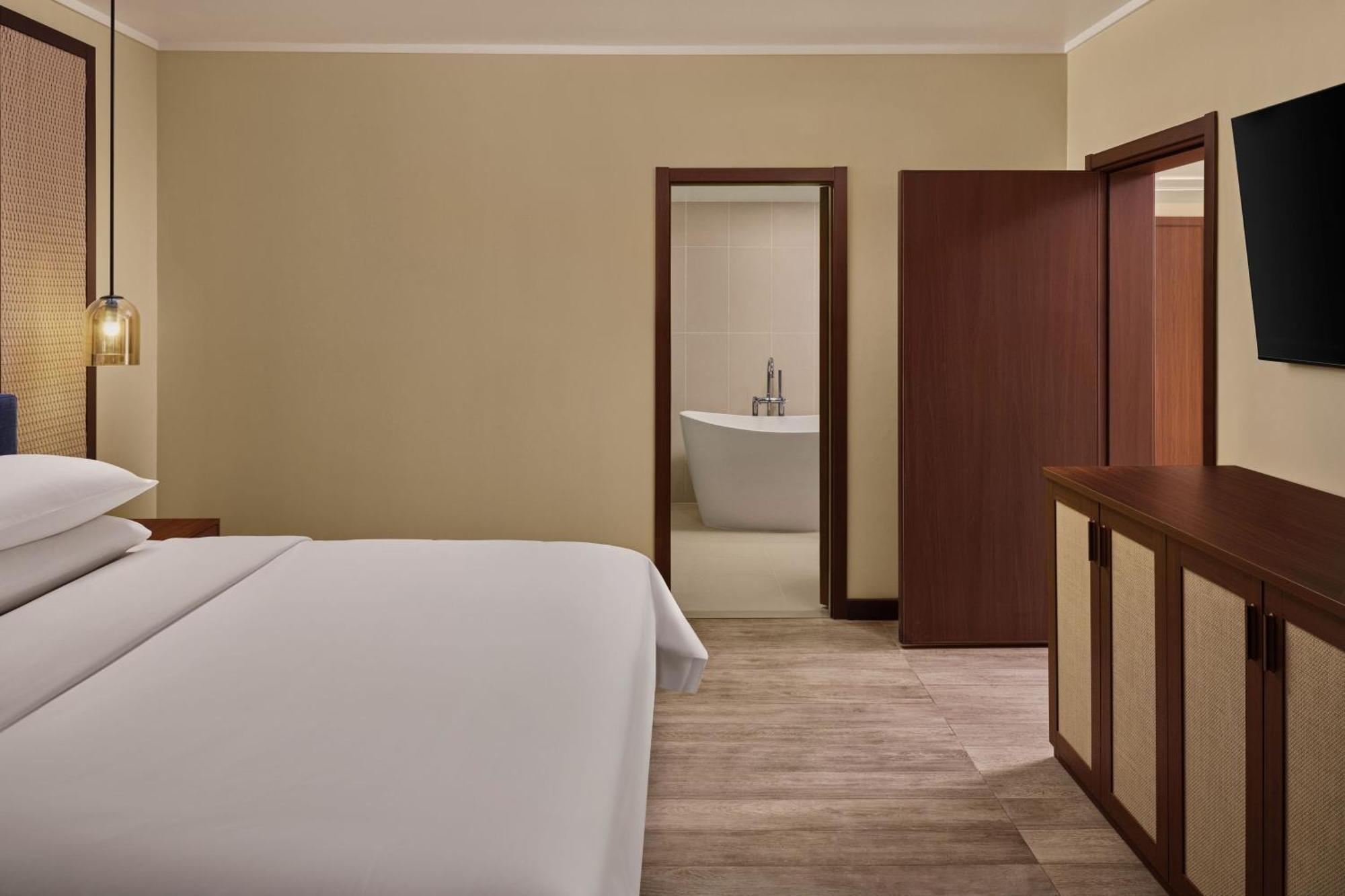 เชอราตัน ซามัว บีช รีสอร์ต Hotel Mulifanua ภายนอก รูปภาพ